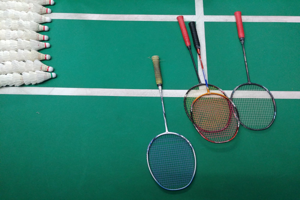Smash It Like A Pro: A Review Of The Best Badminton Rackets